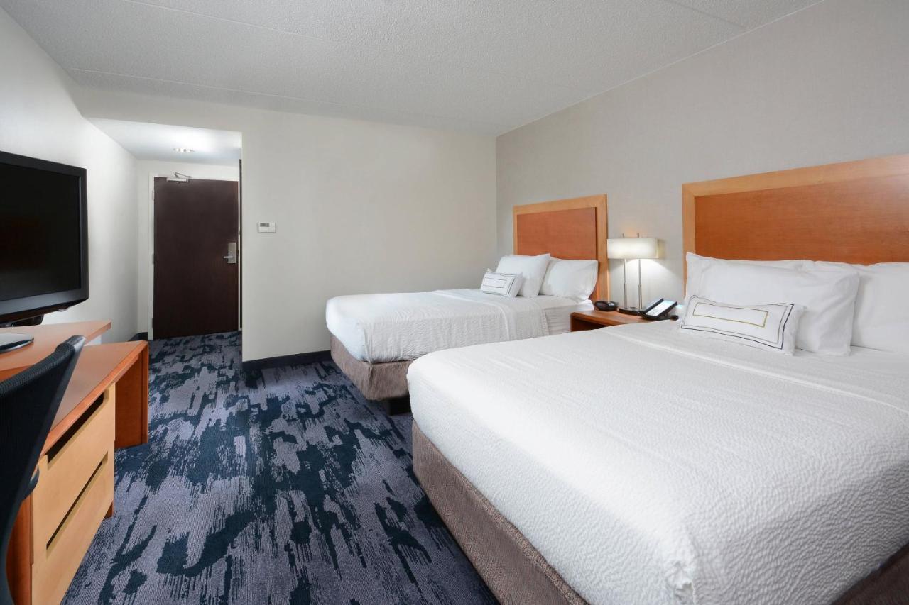 Fairfield Inn & Suites By Marriott Charlottesville North Екстер'єр фото