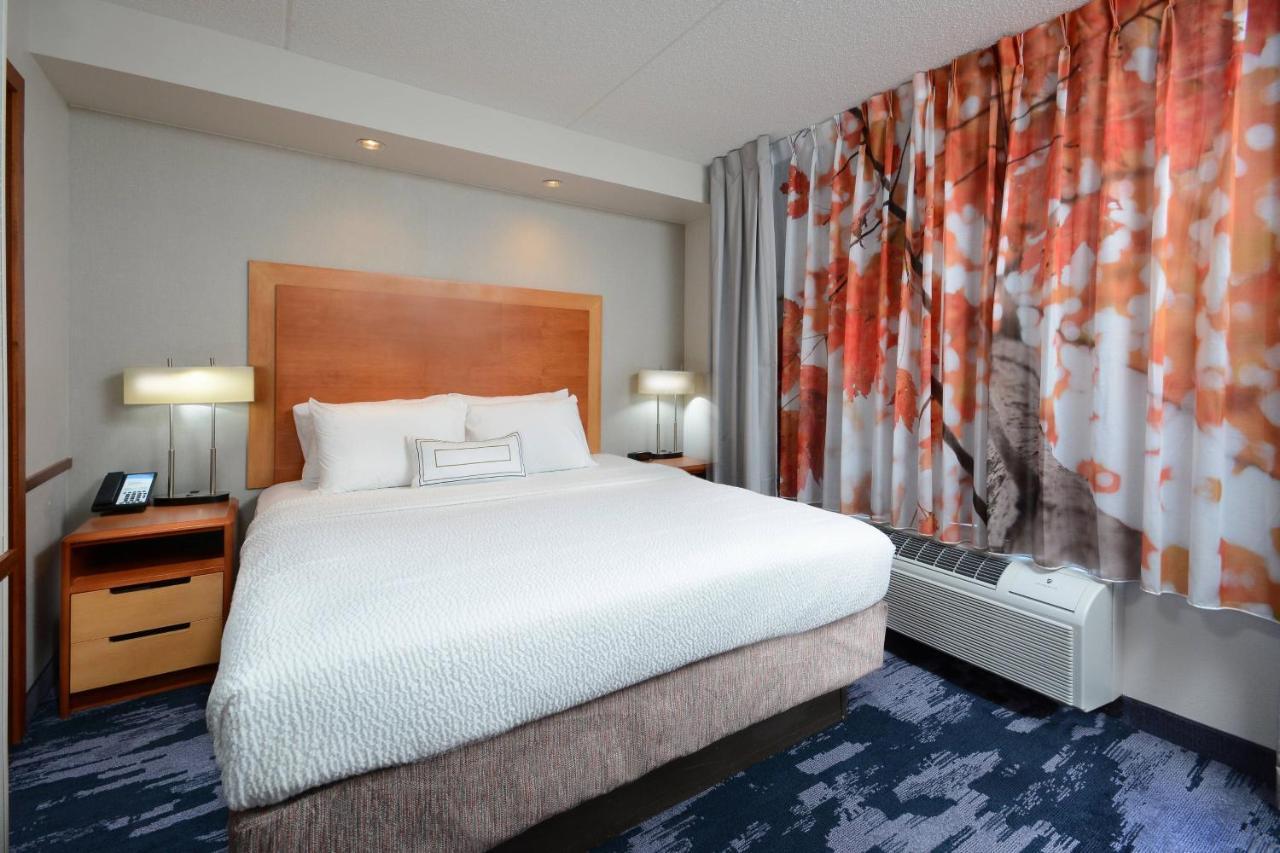 Fairfield Inn & Suites By Marriott Charlottesville North Екстер'єр фото