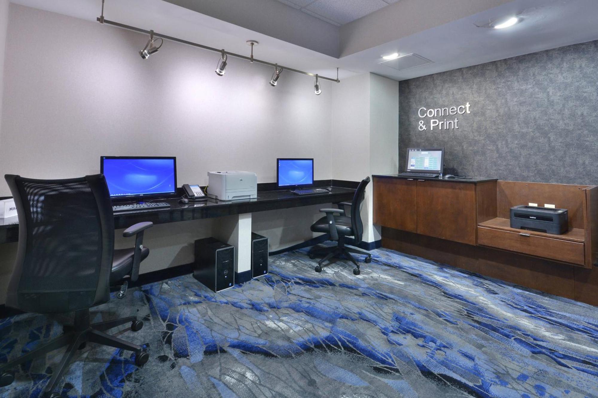 Fairfield Inn & Suites By Marriott Charlottesville North Екстер'єр фото
