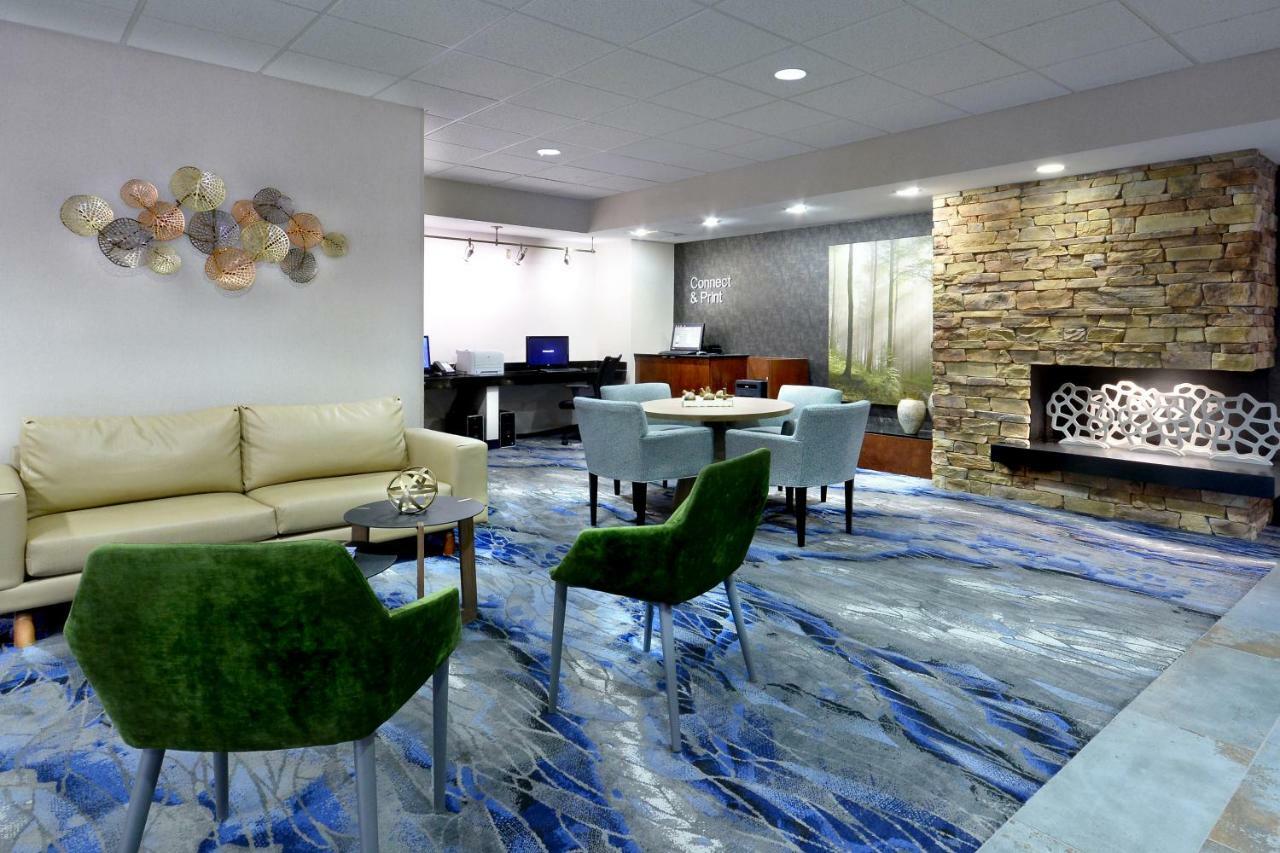 Fairfield Inn & Suites By Marriott Charlottesville North Екстер'єр фото